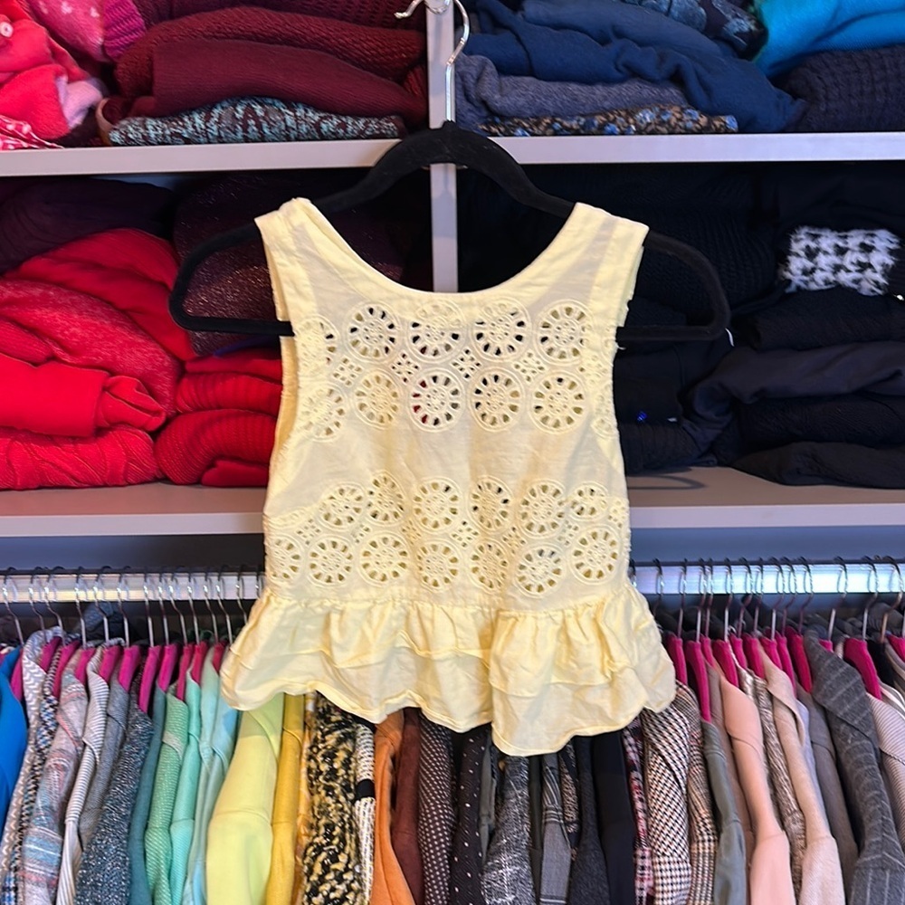 Topshop yellow eyelet ruffles sleeveless crop top size 2